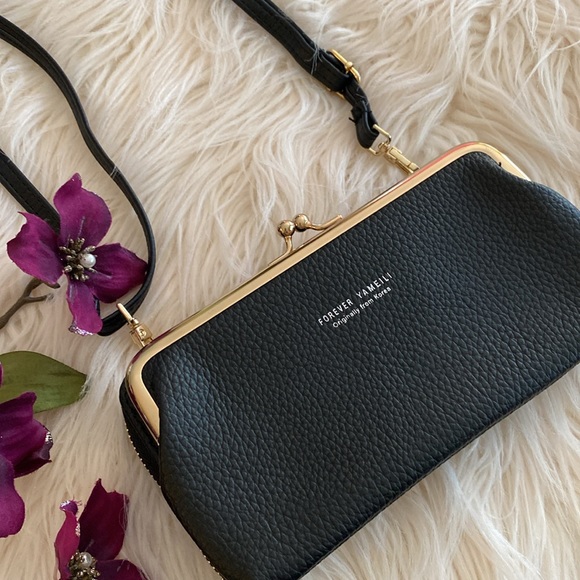 New FOREVER YAMEILI small purse or wallet - Picture 3 of 10